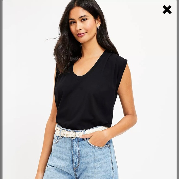 LOFT Tops - NWT LOFT muscle tank with ruching